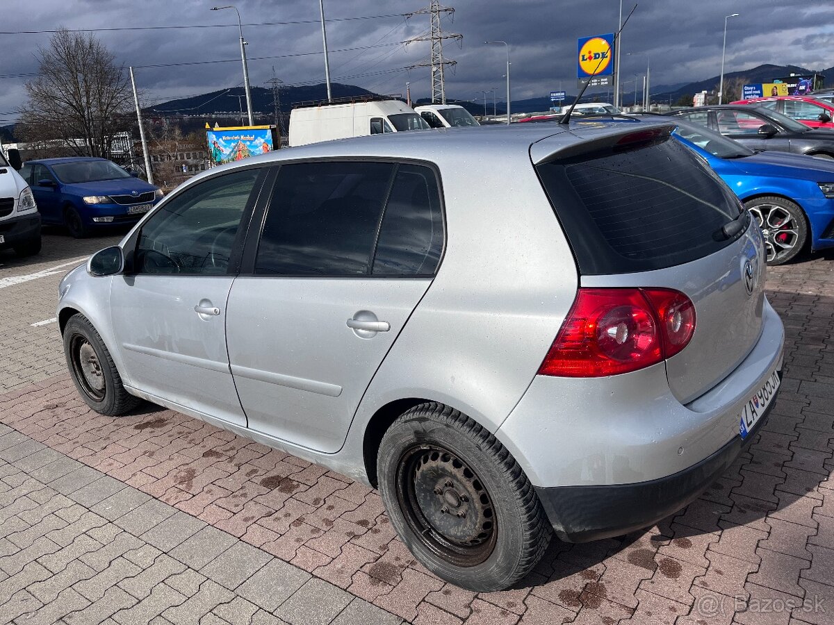 Volkswagen Golf V 1.6 BSE benzín - 6