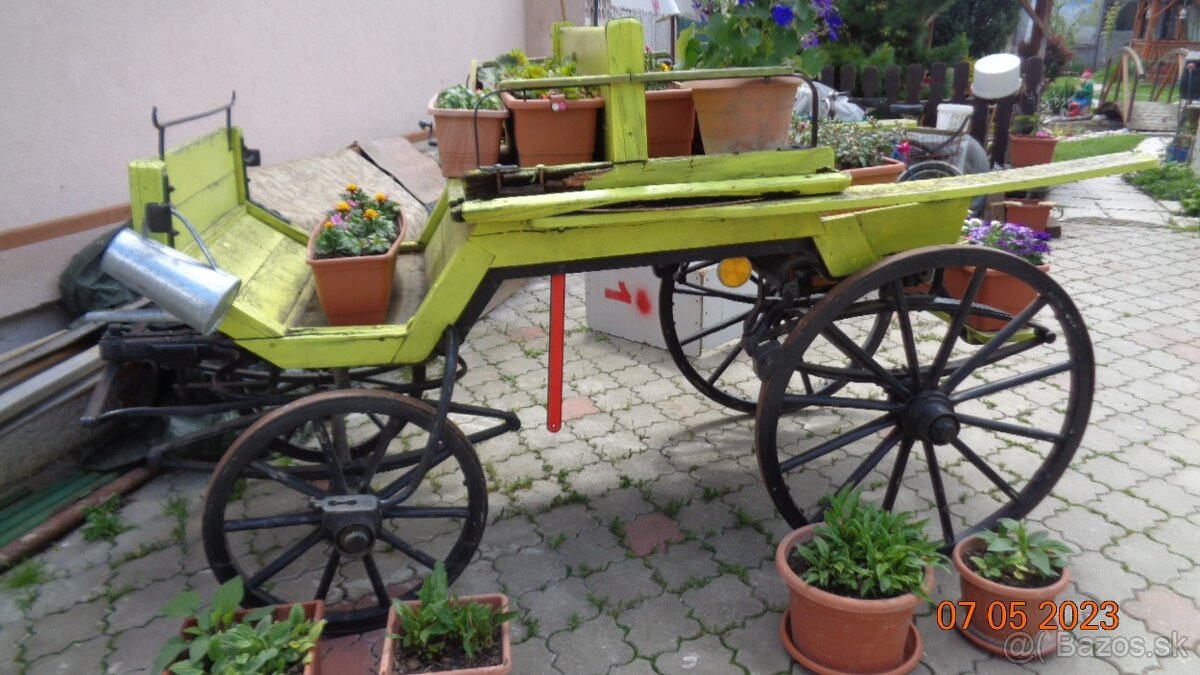 Brička-stojan na kvety - 6