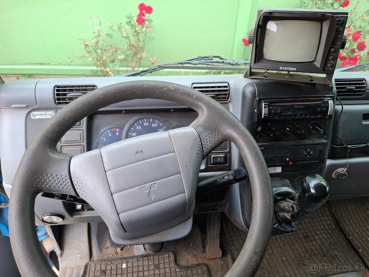 MITSUBISHI FUSO CANTER FE85 - 6