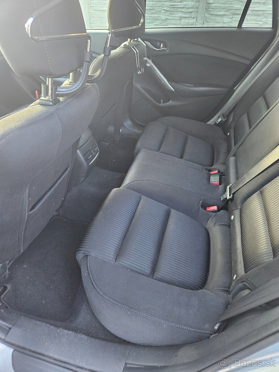 Mazda 6 Wagon 2.2 Skyactiv-D Attraction AWD 110 kW - 6