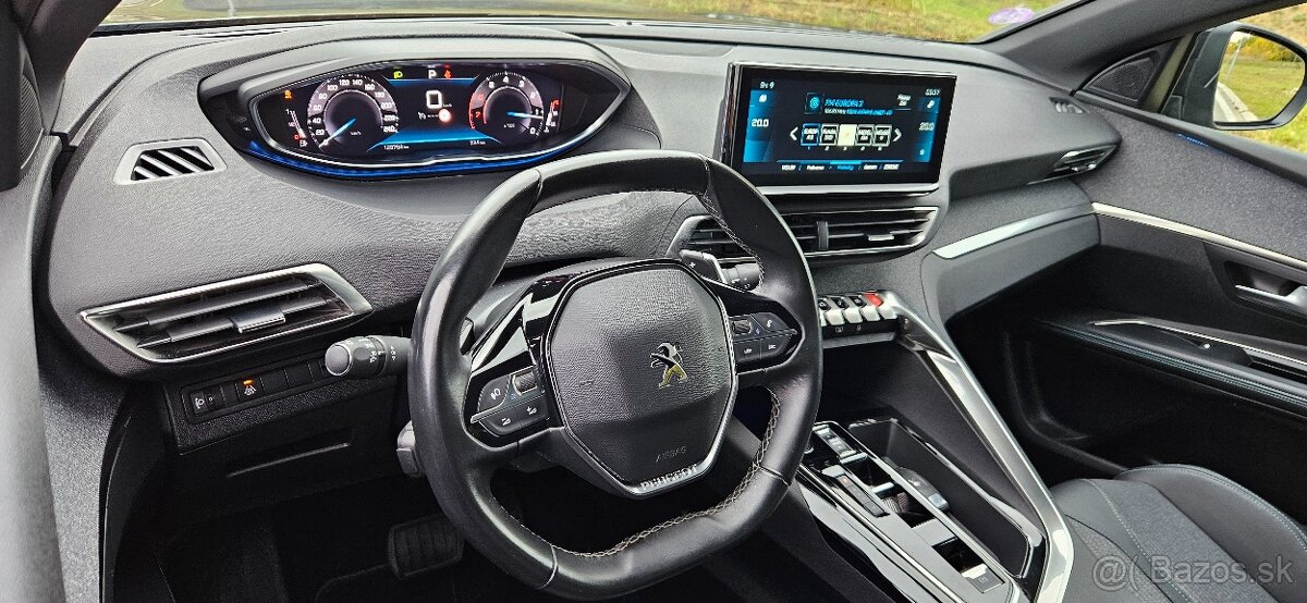 Predám Peugeot 5008 96kw benzín Allure AT, 7 miestne r.2023 - 6
