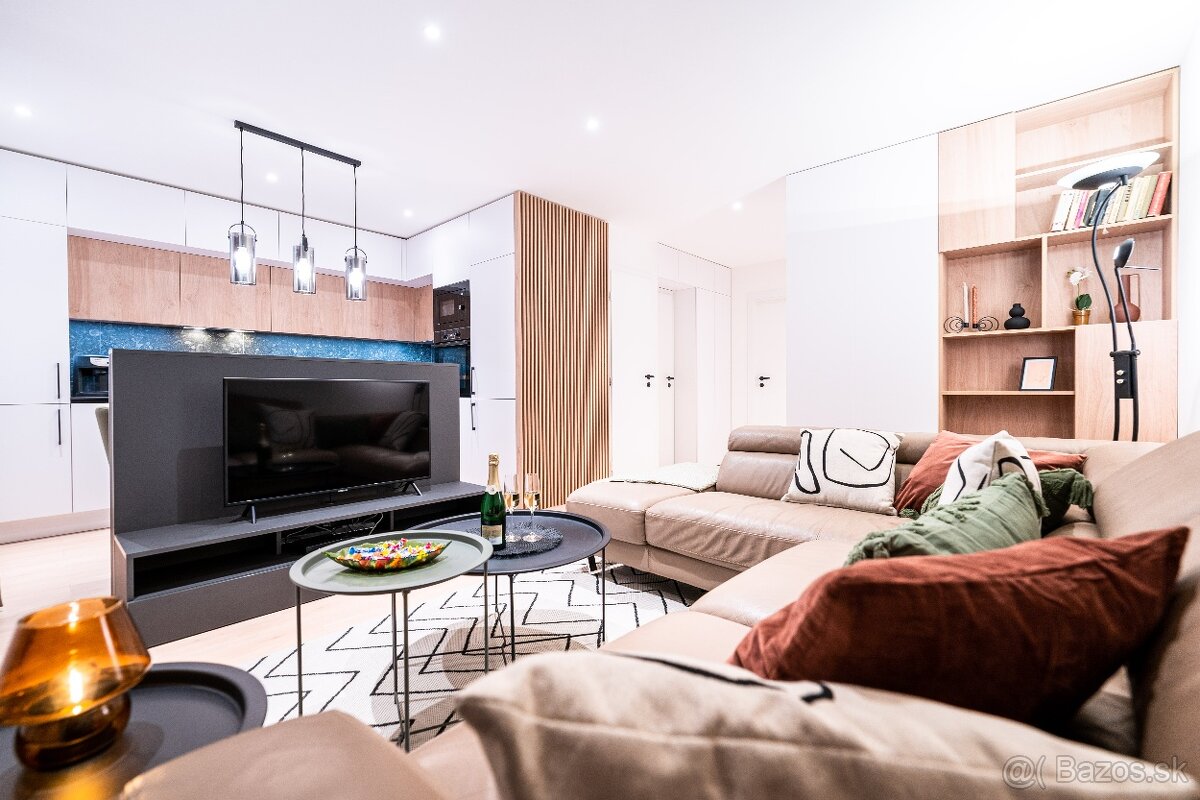 PRENÁJOM: 3-izbový byt v Košiciach - Terasa, ulica Kysucká - 6