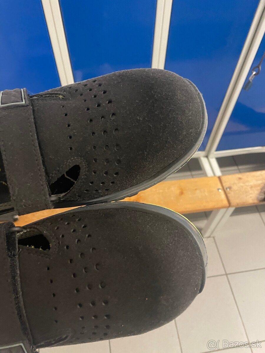 Pracovna obuv uvex - 6