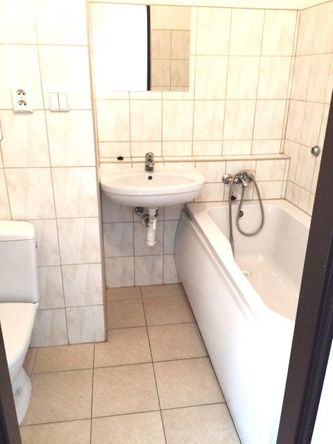 nezariadený 1i.byt s lodžiou max 2 osoby - 6