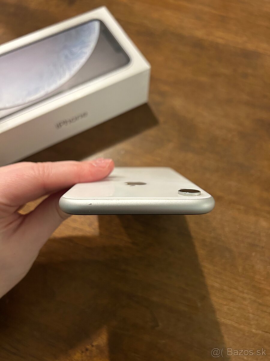 iPhone XR, 64GB, biely - 6