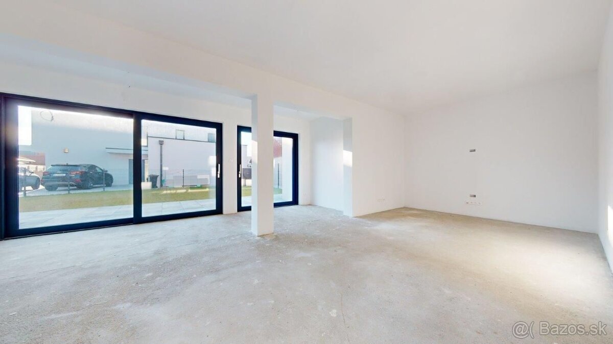 Moderný dvojpodlažný holodom 5i rodinného domu v Jarovciach - 6