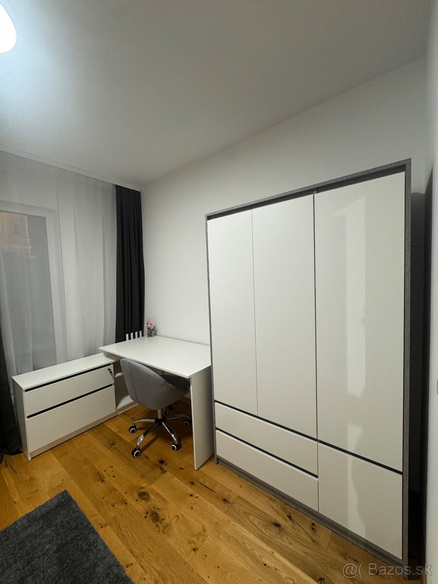 PRENÁJOM LUXUSNÝ 4 IZBOVÝ BYT,NOVOSTAVBA TABÁŇ,TERASA,GARÁŽ - 6