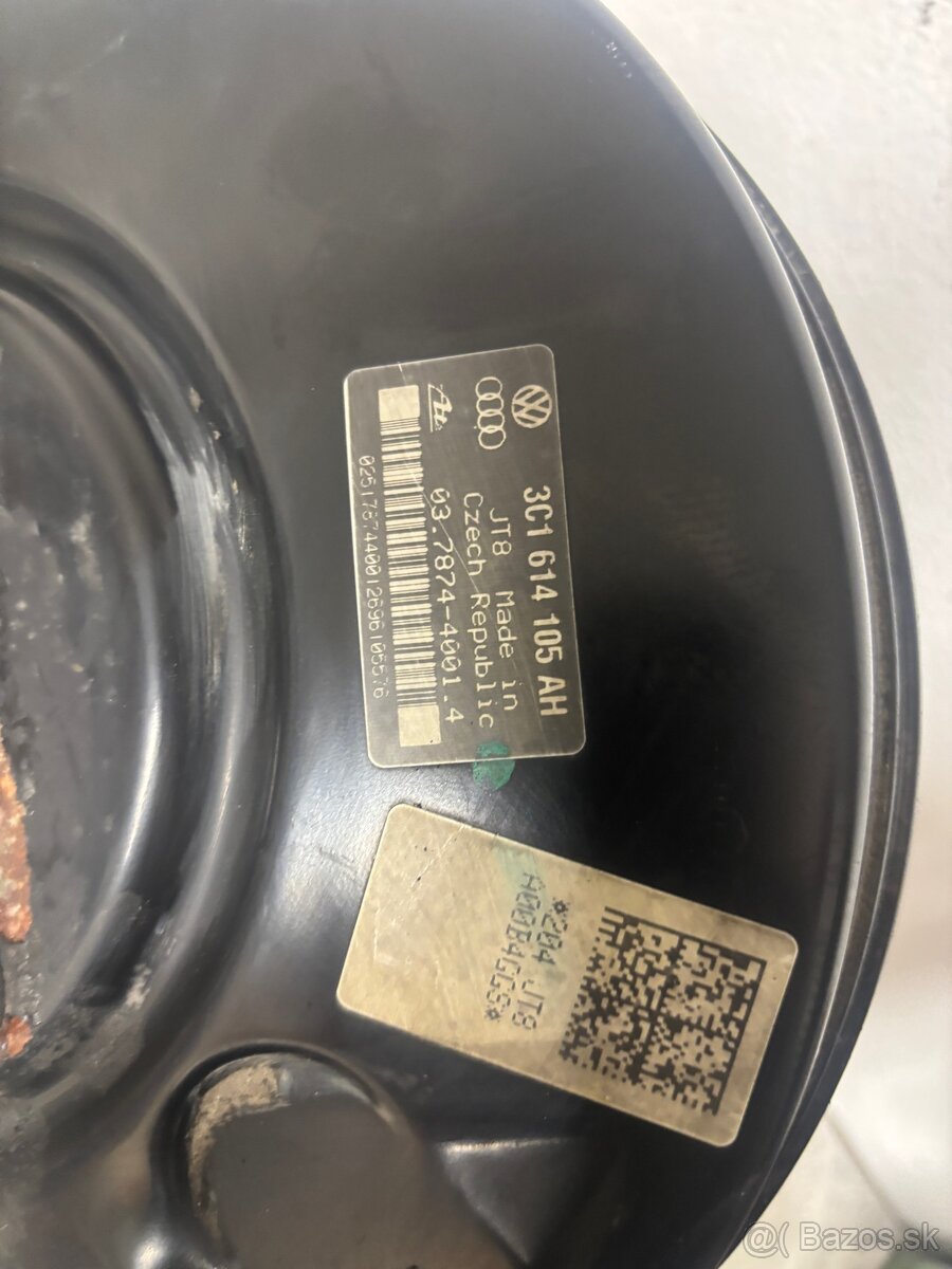 Rozpredaj veci z passatu B6 - 6