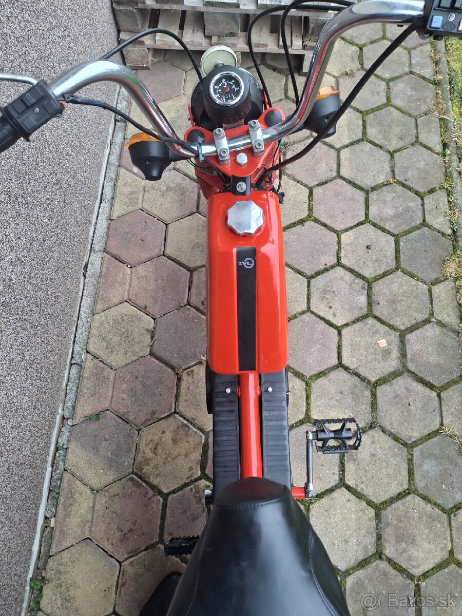 Babetta 210 . 121 LUX - 6