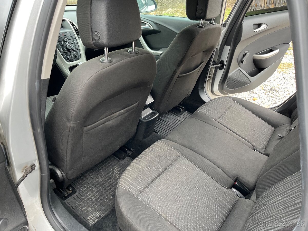 Predám Opel Astra J - 6