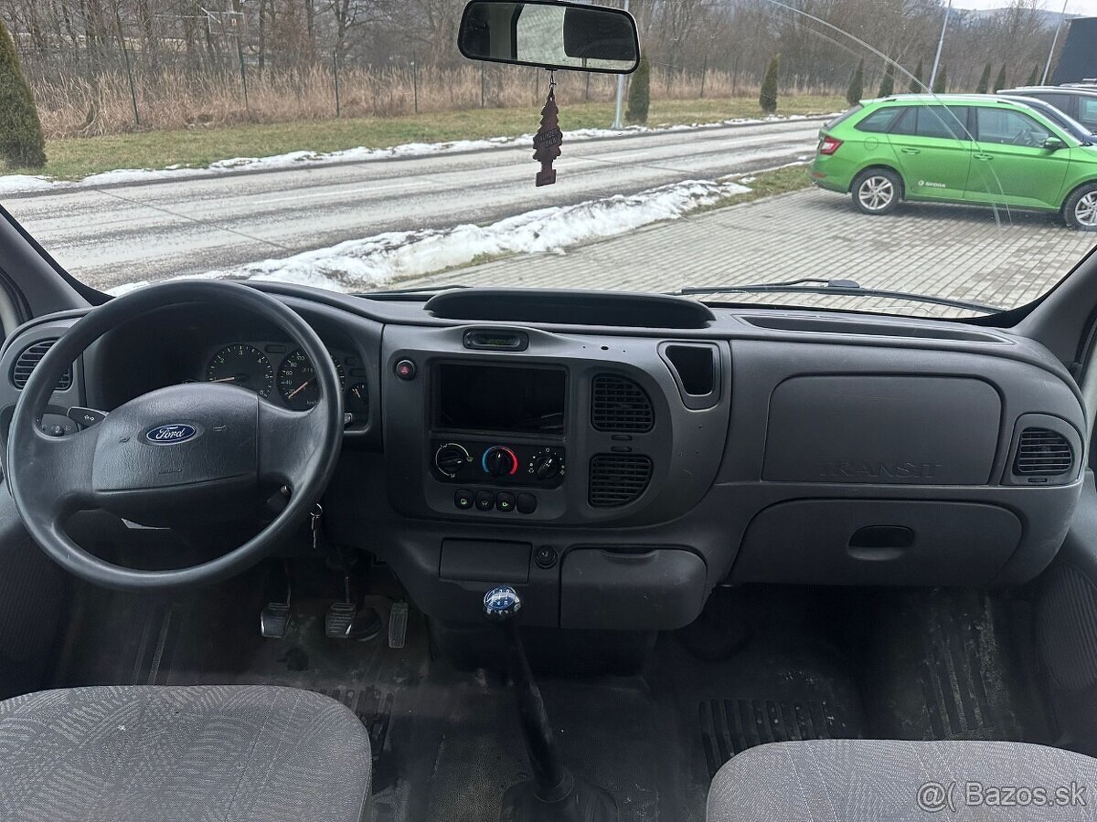 Predám Ford Transit Valnik 2,4 Klíma - 6