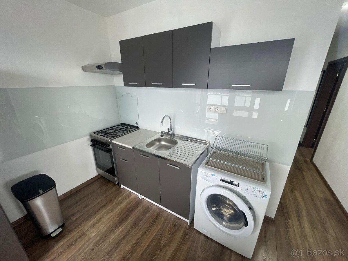 2 IZBOVÝ BYT / NA PREDAJ / VÝMERA 61 m2 - 6