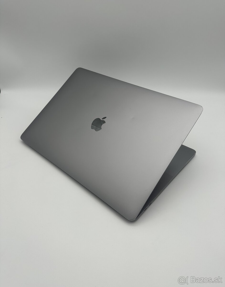 MacBook Pro 15" 2019 Space Gray (100% Batéria) + ZÁRUKA - 6