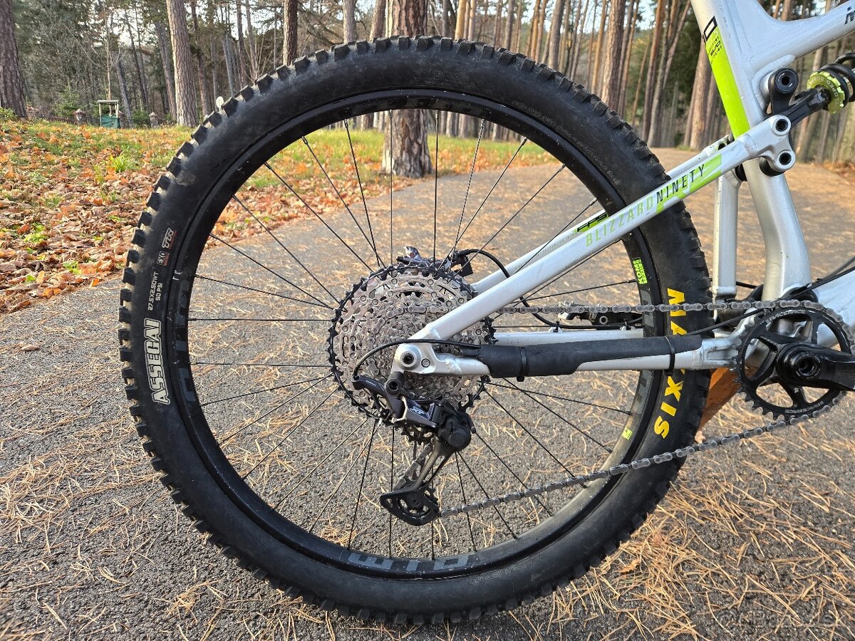 Rock machine blizzard 90-27 rz 2020 - 6