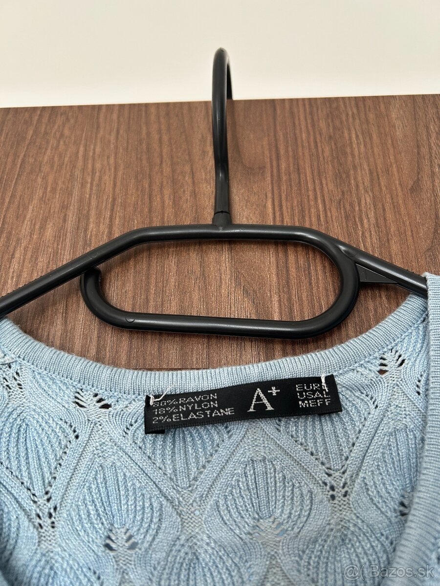 KRÁSNE PLETENÉ ŠATY značky A+ - 6