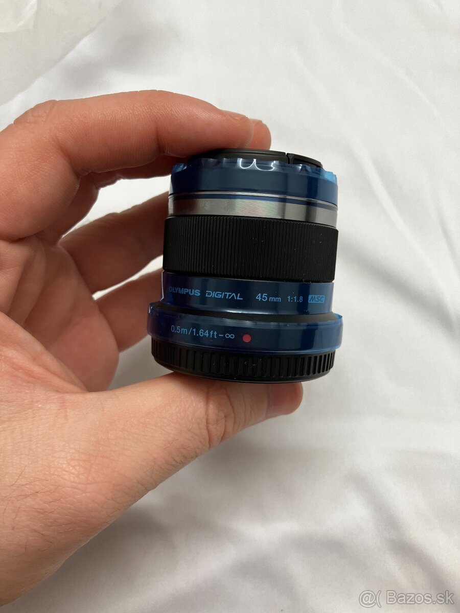 Olympus M.Zuiko Digital 45mm f/1.8 - 6