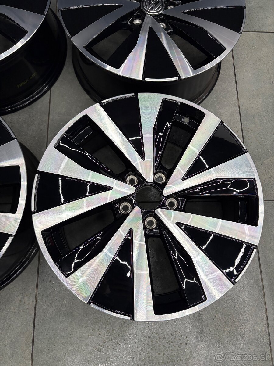 5x112 r18 vw Katana model cistonove - 6