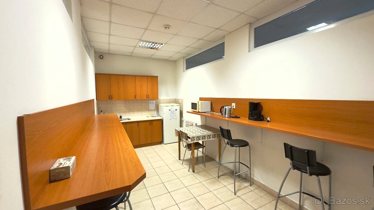 Elcom - Skladové a kancelárske priestory - 6