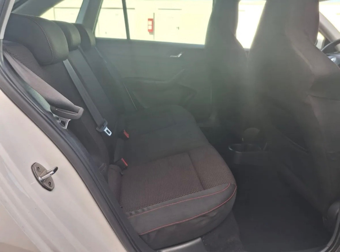 Skoda rapid 1.6tdi - 6