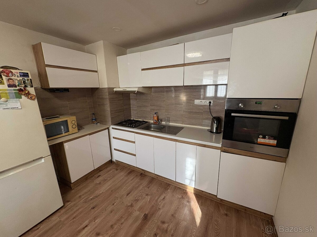 Zariadený rodinný dom pripravený na okamžité bývanie – Očová - 6