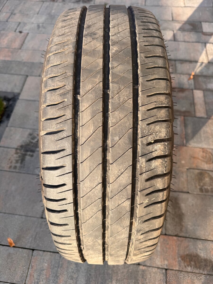 Michelin AGILIS 3 - 215/60/R17 C (109T / 104H) - 6
