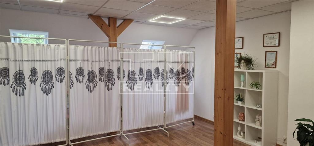 Administratívna budova v centre mesta - 6