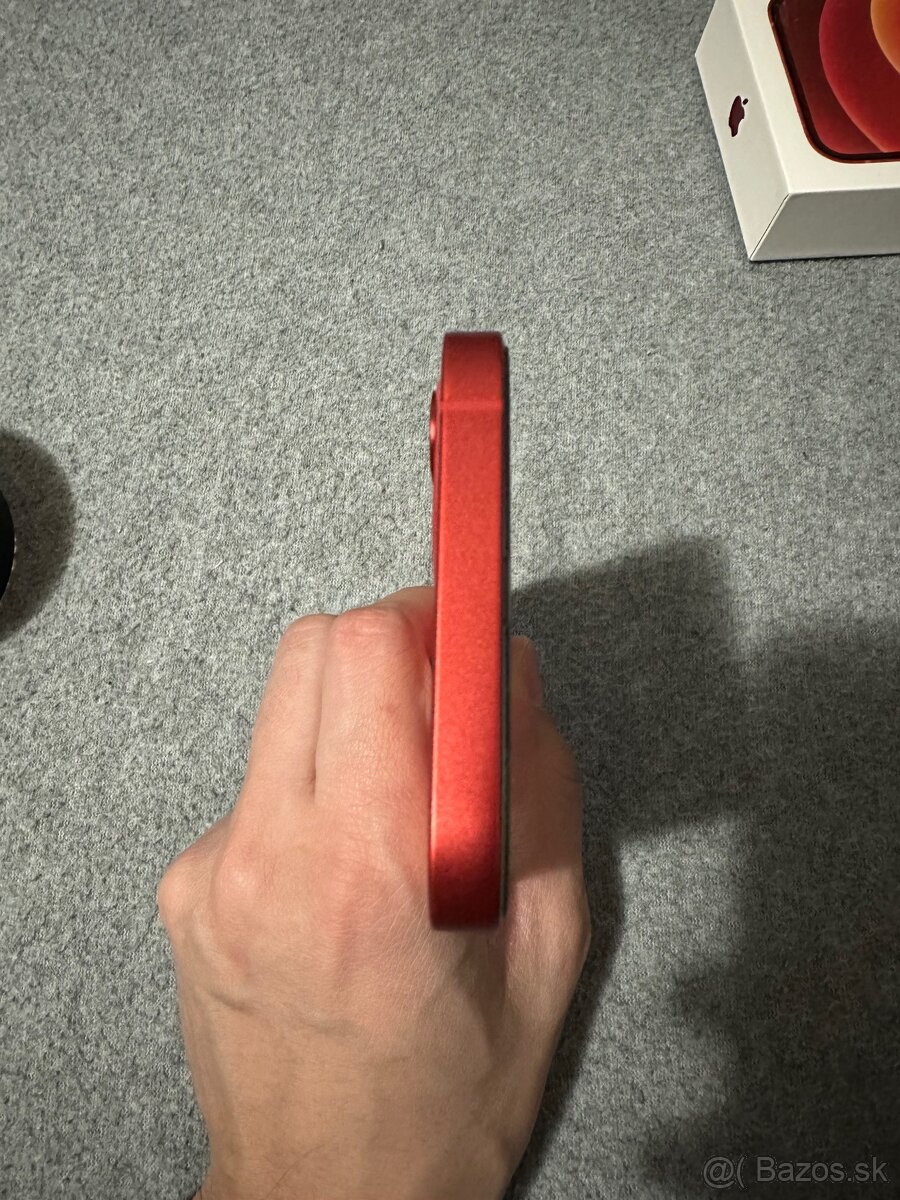 Apple iPhone 12 64GB Red - 100% batéria - 6