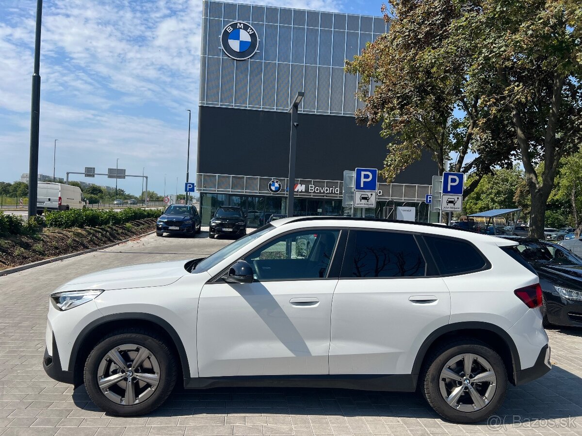 BMW X1 rok 2023 , v záruke - 6