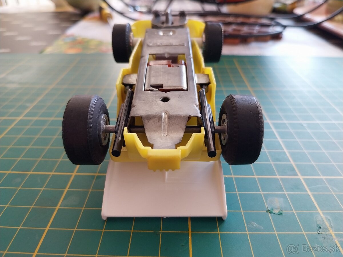 Predám ites tyrrell žltý - 6