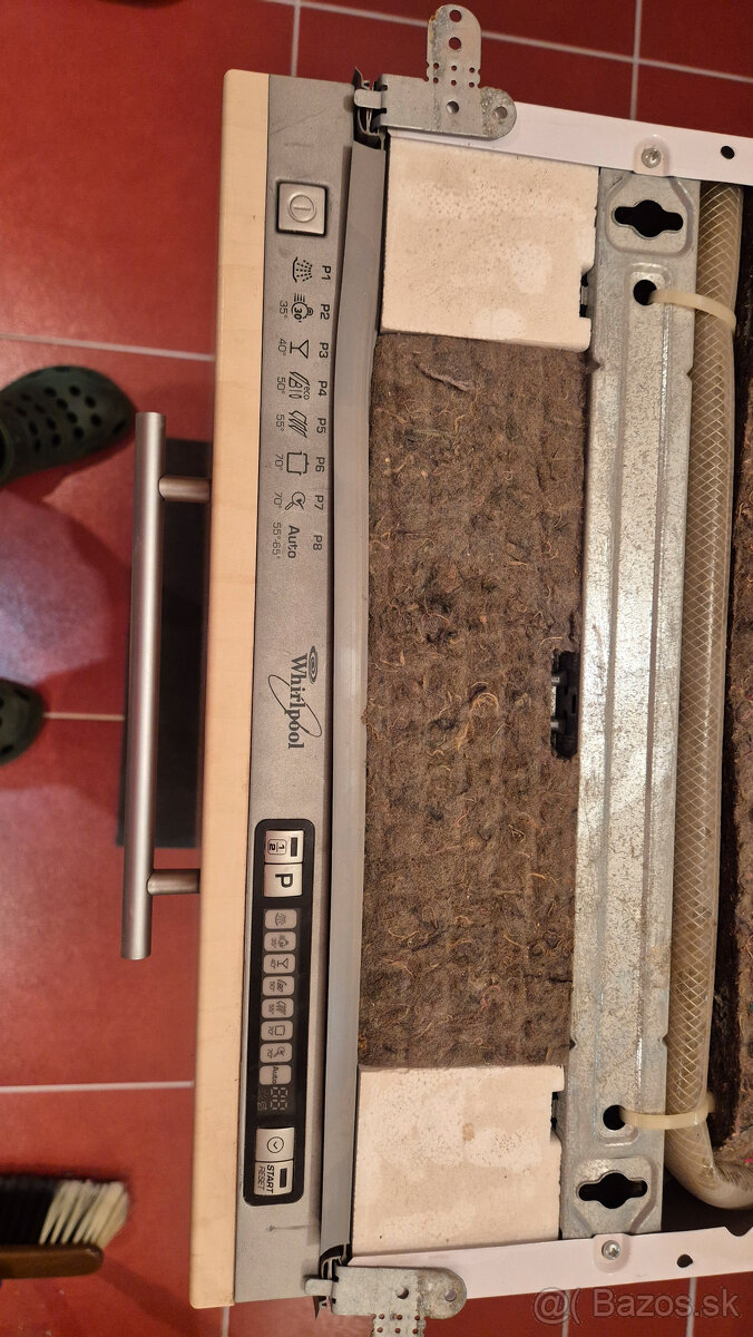 Predam zabudovatelnu umyvacku riadu Whirlpool ADG 789 - 6