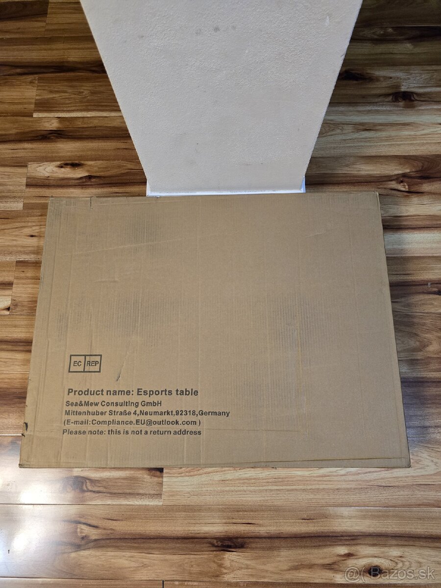 Herný PC stôl s LED - 6