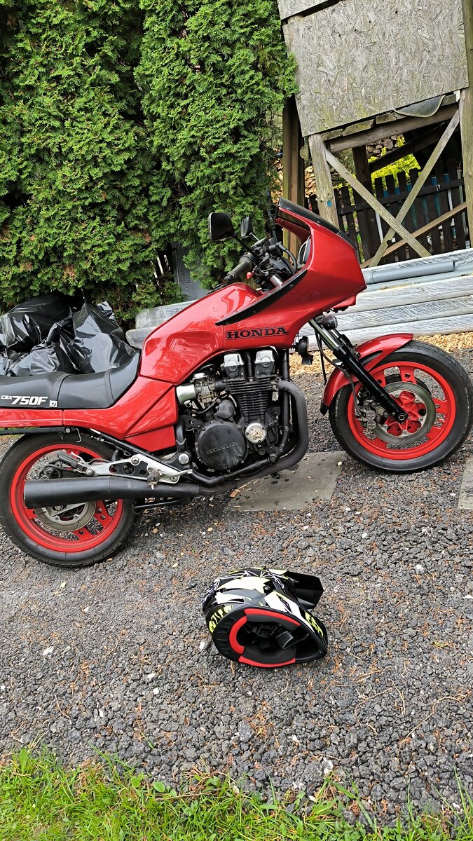 Honda CBx 750 - 6