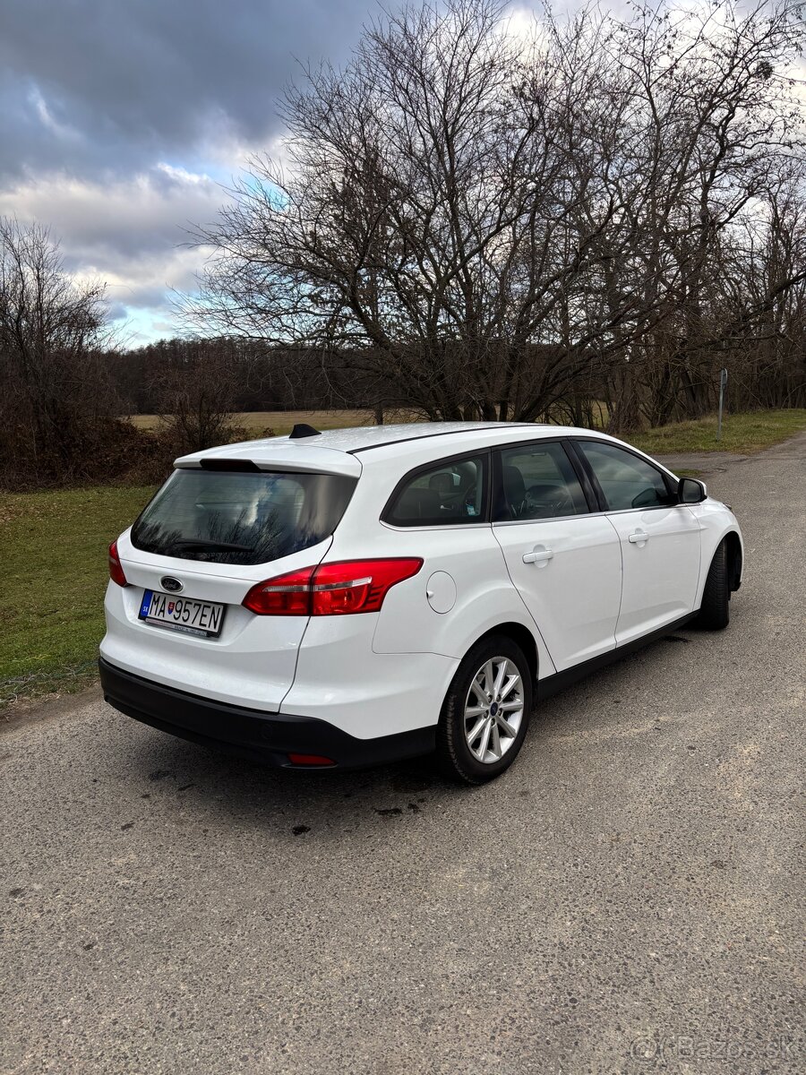 Ford Focus Combi 1.5 TDCi Duratorq 120k Titanium PowerShift - 6