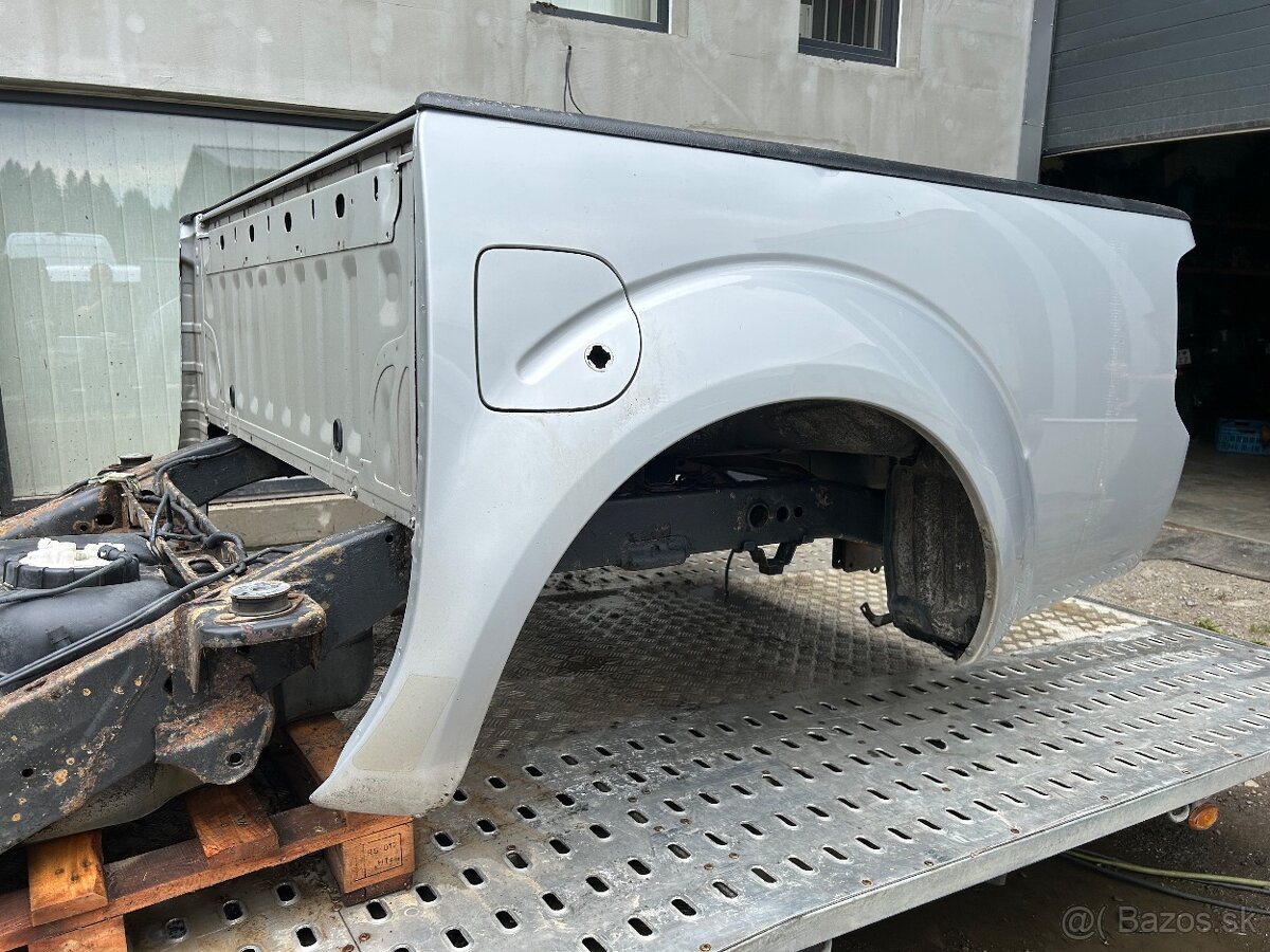 Korba nissan navara - 6