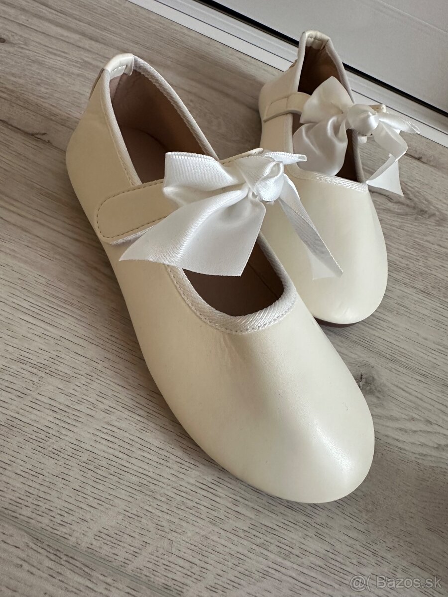 Šaty na prijimanie Nove - 6