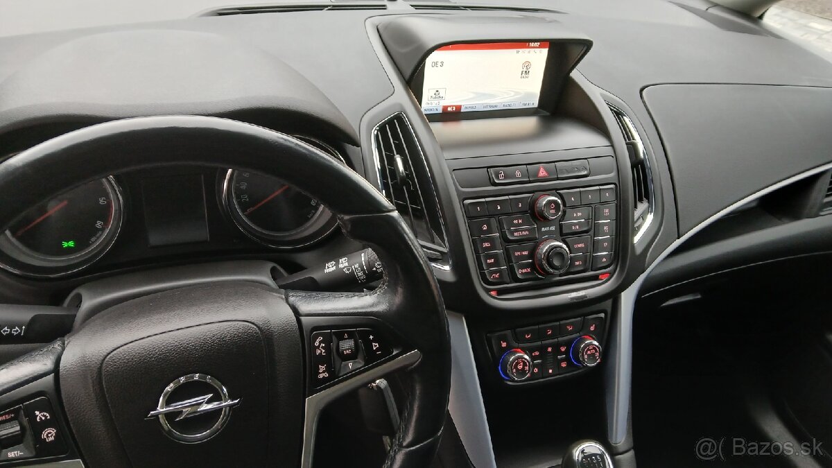 Opel Zafira C - 6