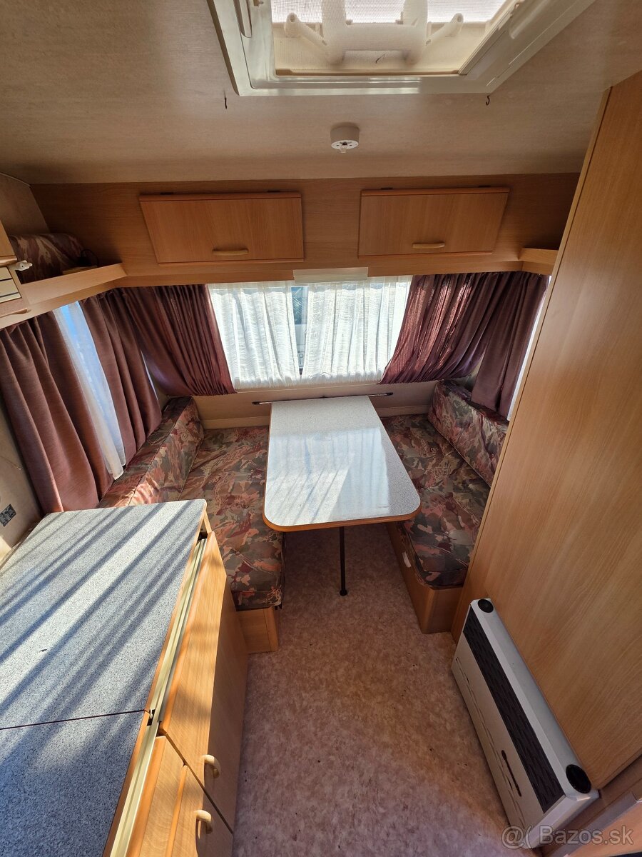 Obytný príves Adria Prima 330 - Predstan, kurenie - 6