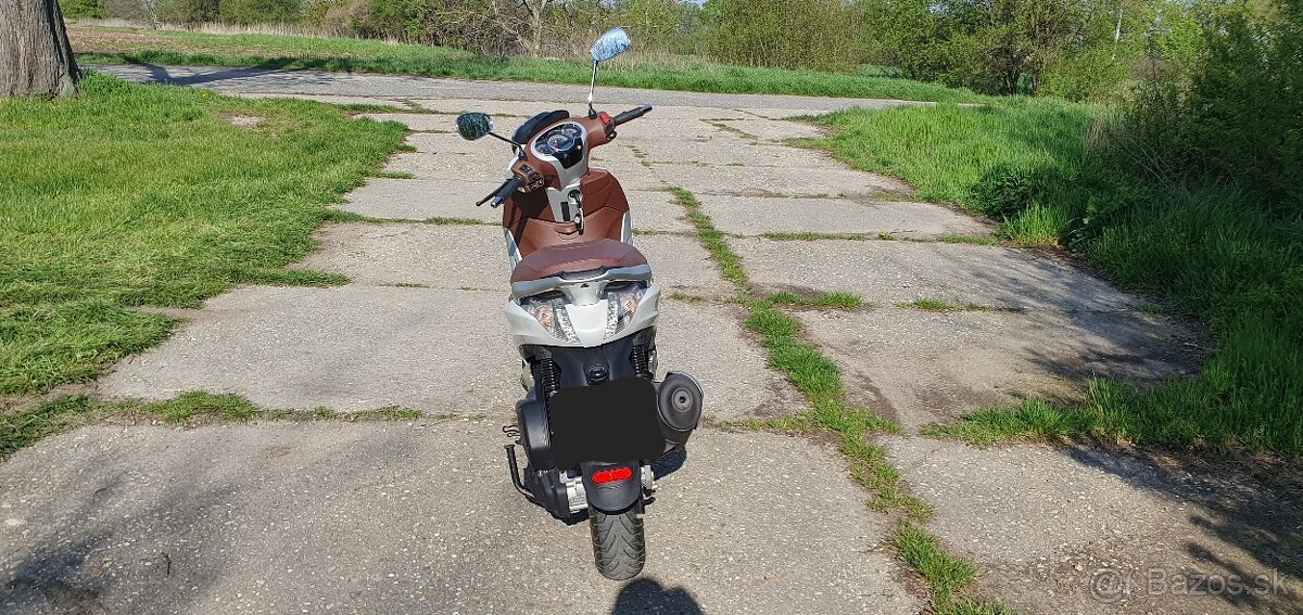 Piaggio Beverly - 6