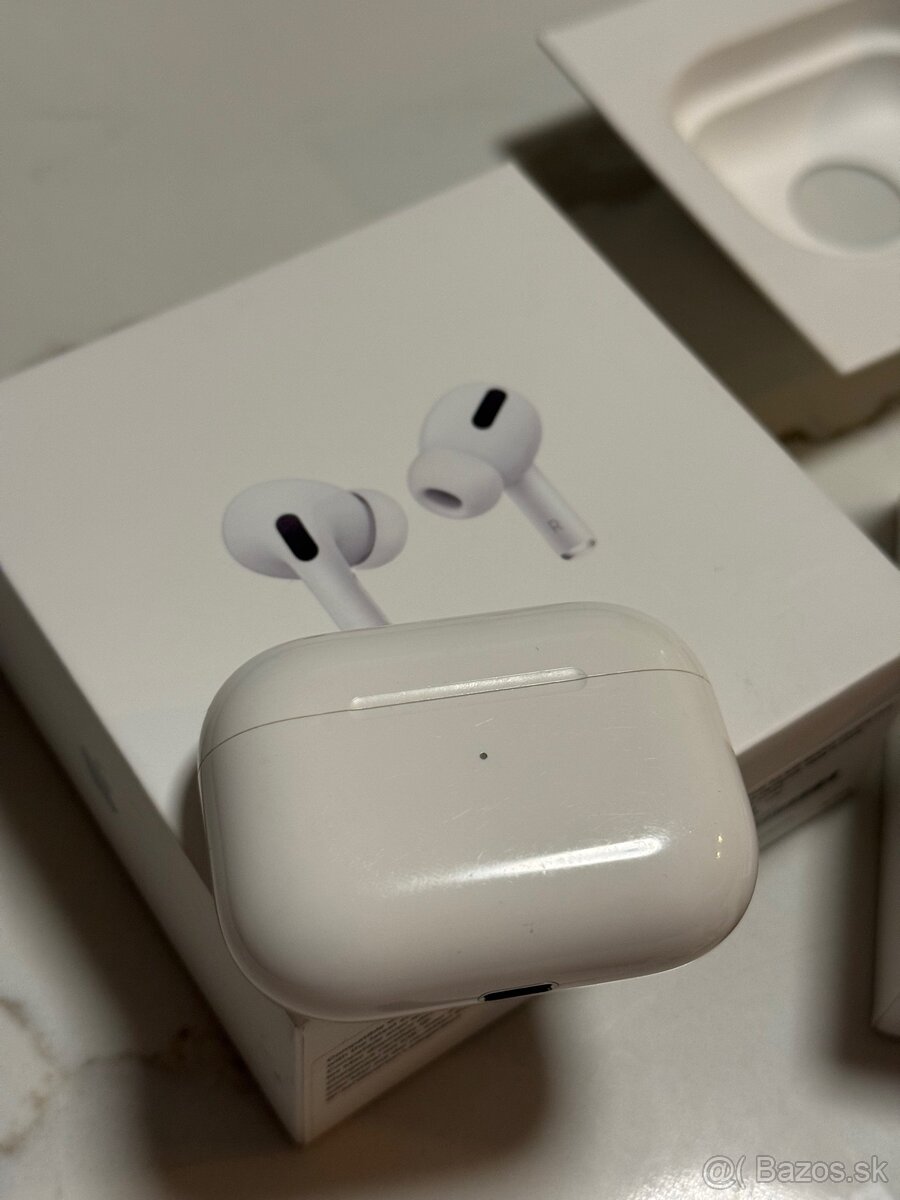 Apple AirPods Pro 1 - super stav - 6