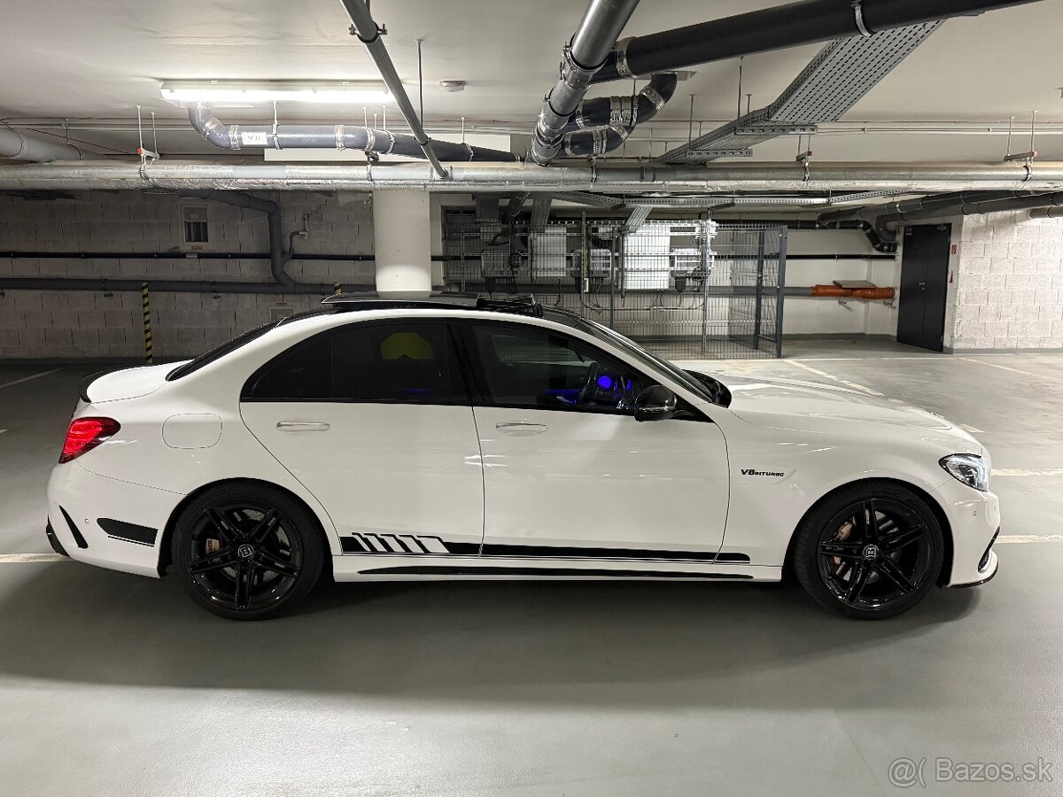 Mercedes benz - AMG C63 - 6