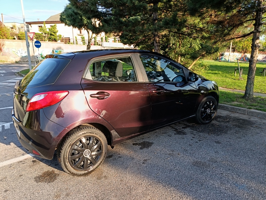 MAZDA 2, r.v. 2008 1,3 63kW - 6