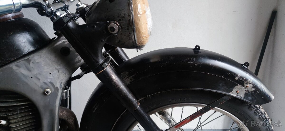 Predám BMW R35 - 6