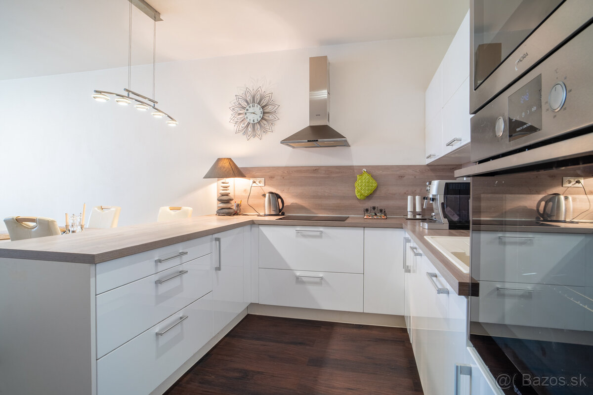 Na predaj 3-izbový byt v Senci na Slávičej ulici - 6