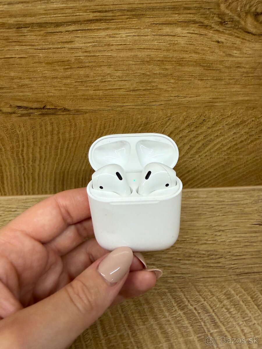 Apple AirPods 1 - 6
