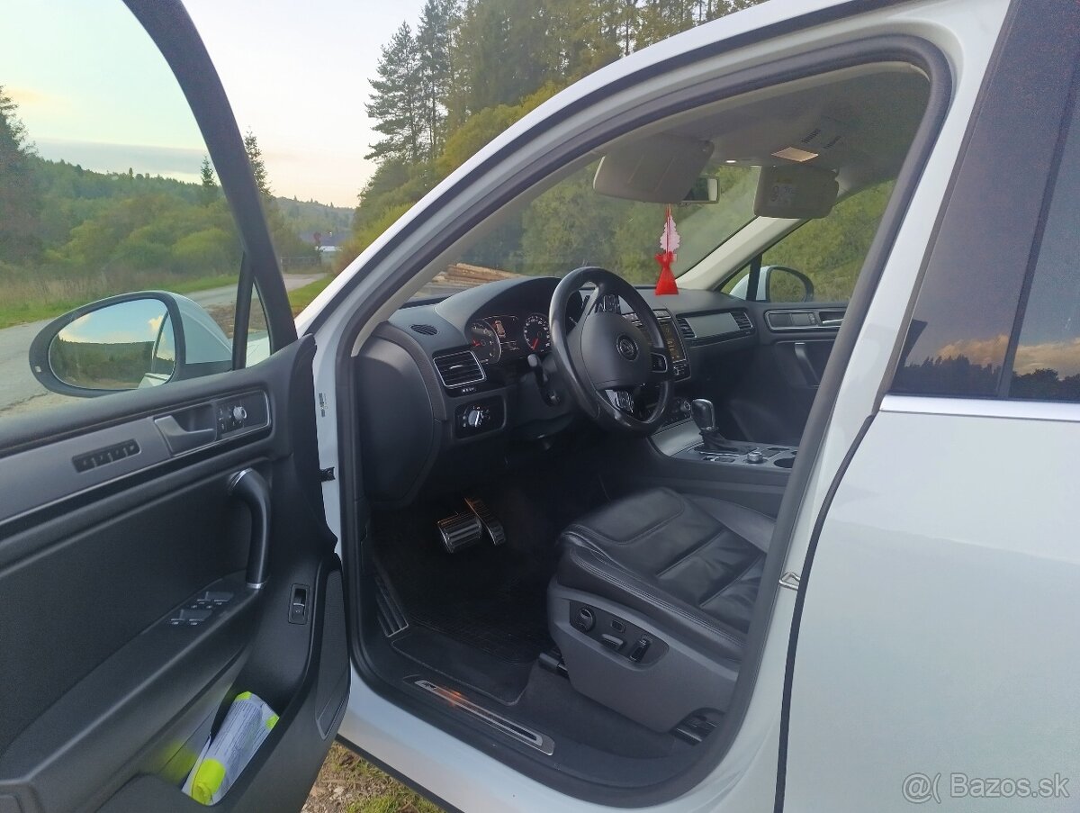 Volkswagen Touareg 3.0 V6 TDI - 6
