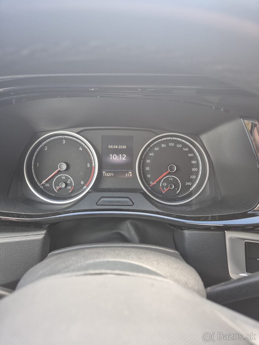 VW Multivan 2.0TDI - 6