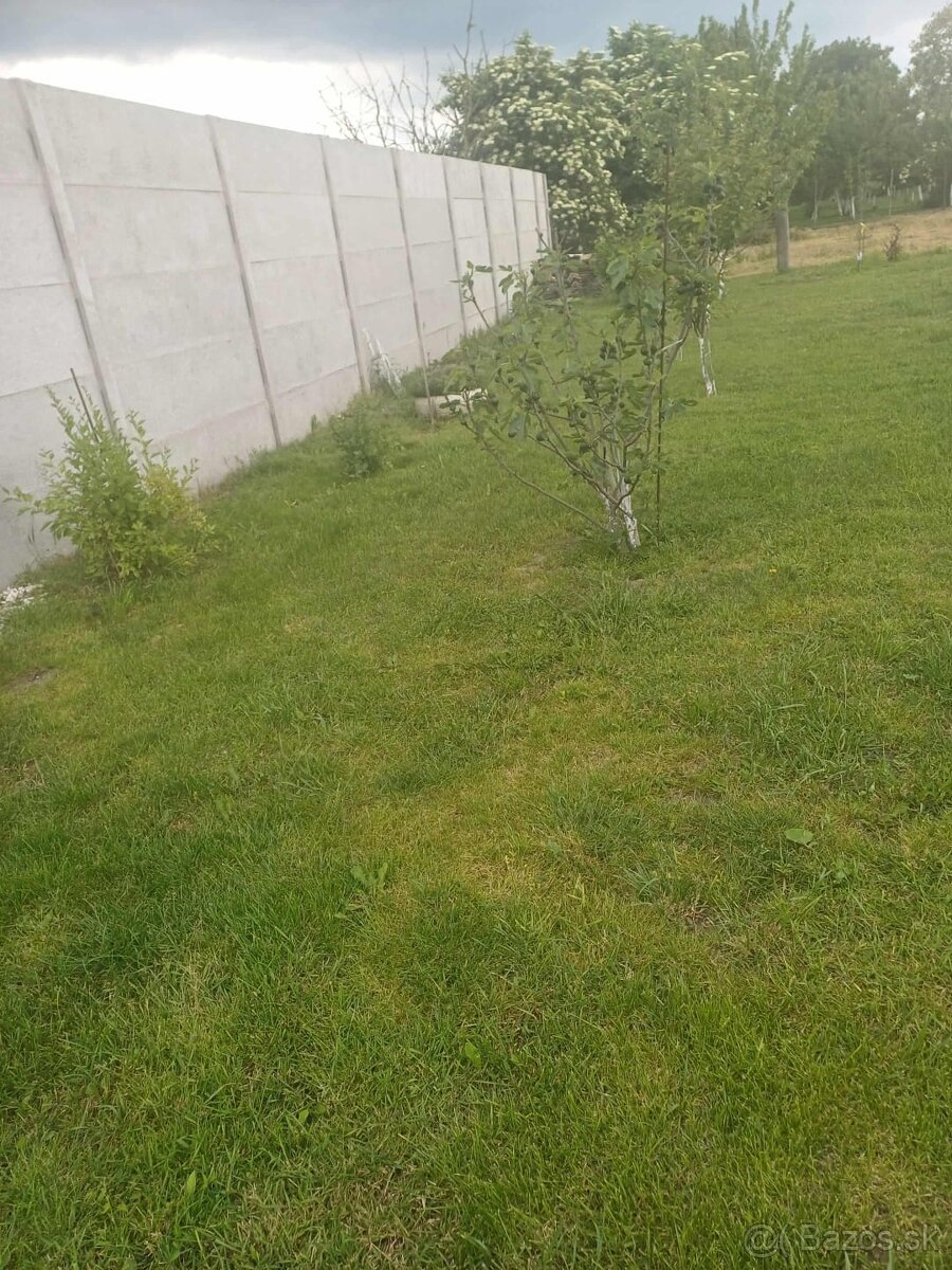 Rodinný dom na pozemku 9,5á v tichej časti obce Padáň - 6