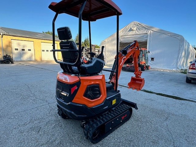 Minibager s motorom Kubota váhovej kategórie 1500 kg - 6