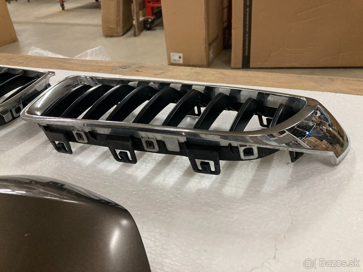 Originál BMW chrómové obličky ľadvinky na rad 4 - 6