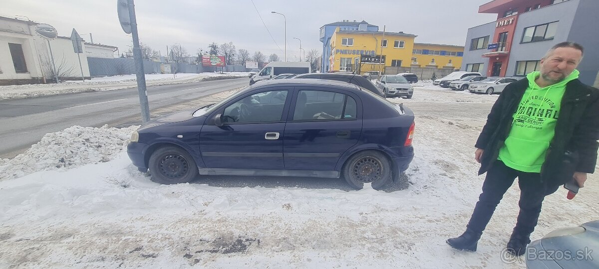 Opel astra 1.4 i - 6